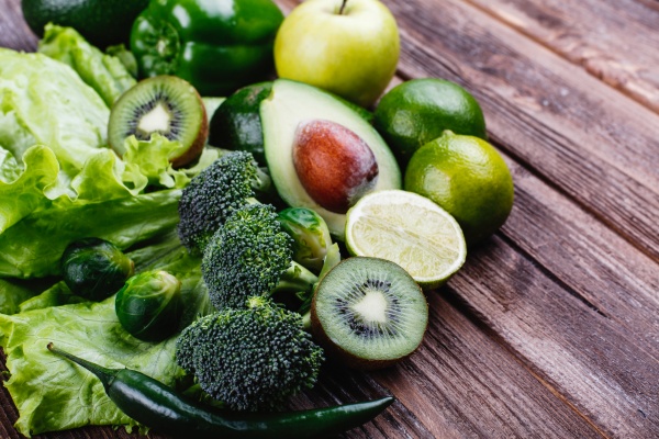 Grünes Gemüse als optimale Ernährung bei Kinderwunsch